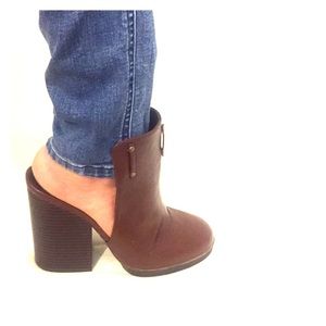 Brown leather chunky ankle boot heels